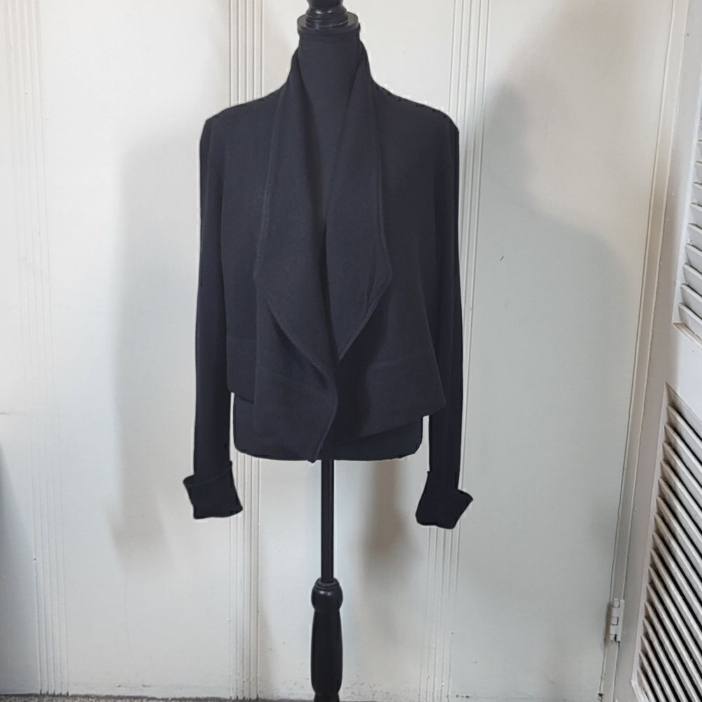 Beautifully stylish Jones New York Wool Blend Cardigan Sweater/Jacket